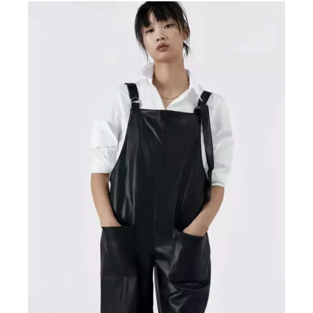 ❌Sold❌Zara Faux Leather Black Dungarees Jumpsuit